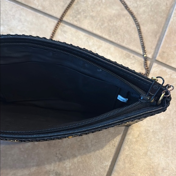 Glamorous Black and Gold Sequin Clutch with Chain Strap - Picture 2 of 2